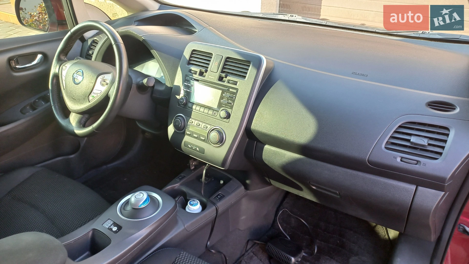 2015 Nissan Leaf - мініатюра 16