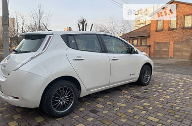 Хэтчбек Nissan Leaf 2016 в Харькове