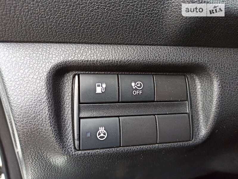 Хетчбек Nissan Leaf 2019 в Дніпрі