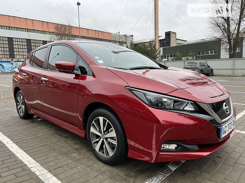 Хэтчбек Nissan Leaf 2021 в Луцке