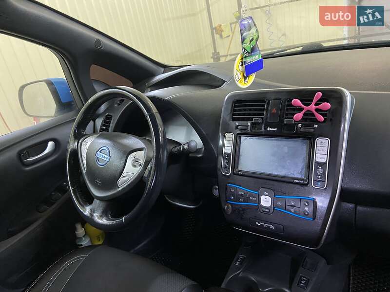 Хэтчбек Nissan Leaf 2013 в Полтаве фото 4 Хэтчбек Nissan Leaf 2013 в Полтаве
