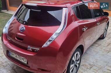 Хэтчбек Nissan Leaf 2013 в Одессе