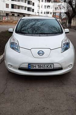 Хетчбек Nissan Leaf 2014 в Одесі