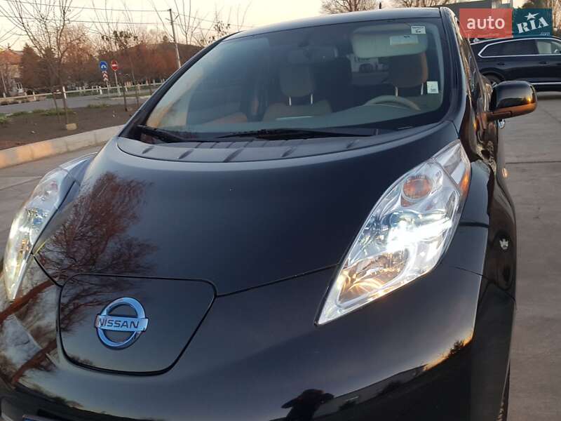 Nissan Leaf 2011