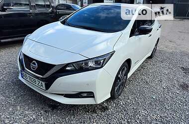 Хэтчбек Nissan Leaf 2018 в Виннице