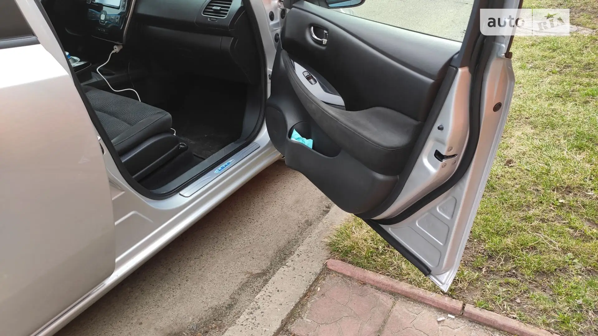 2013 Nissan Leaf - мініатюра 8