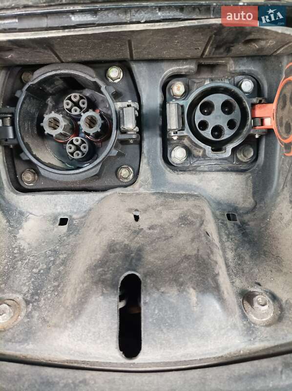 Хэтчбек Nissan Leaf 2012 в Бердичеве фото 8 Хэтчбек Nissan Leaf 2012 в Бердичеве