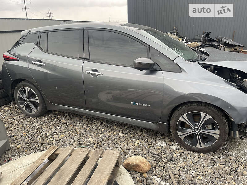 Хетчбек Nissan Leaf 2018 в Івано-Франківську фото 3 Хетчбек Nissan Leaf 2018 в Івано-Франківську