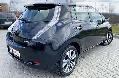 Хэтчбек Nissan Leaf 2013 в Львове
