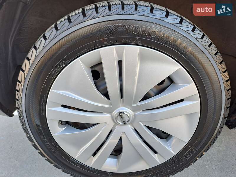 Хетчбек Nissan Leaf 2016 в Києві фото 14 Хетчбек Nissan Leaf 2016 в Києві