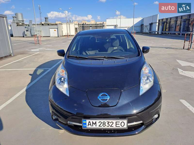 Хетчбек Nissan Leaf 2016 в Києві фото 16 Хетчбек Nissan Leaf 2016 в Києві