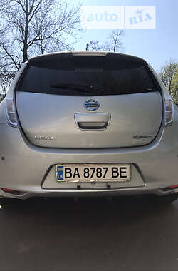 Хетчбек Nissan Leaf 2012 в Кропивницькому