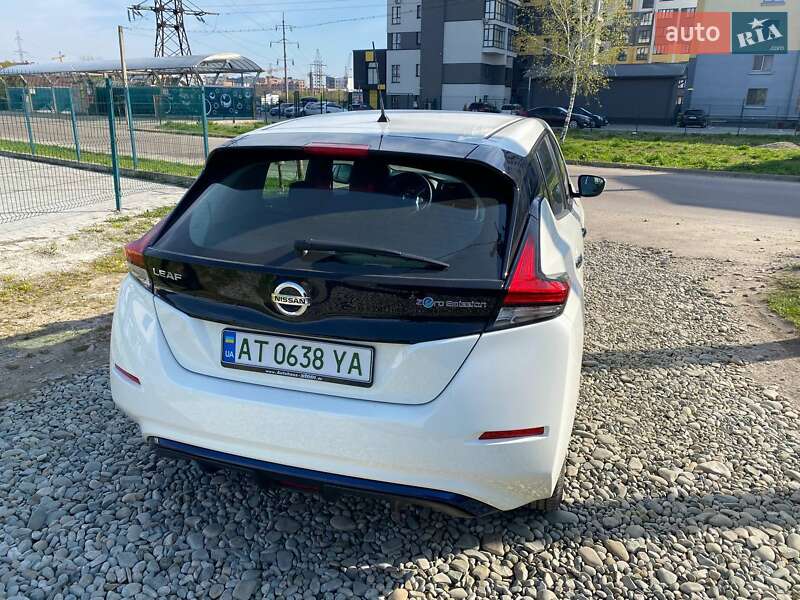 Хетчбек Nissan Leaf 2021 в Івано-Франківську