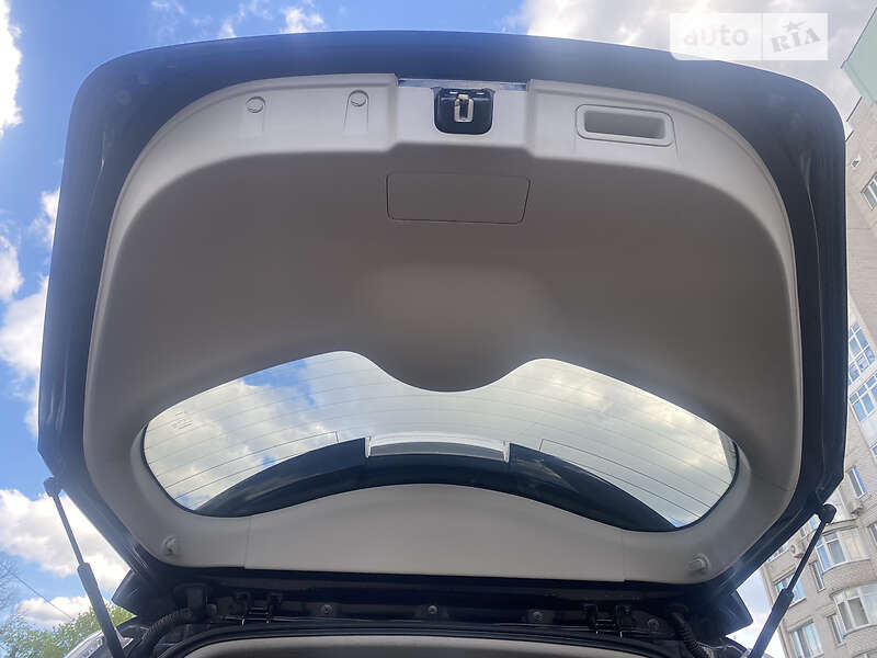 Хэтчбек Nissan Leaf 2016 в Житомире