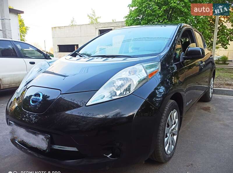 Nissan Leaf, photos from the listing