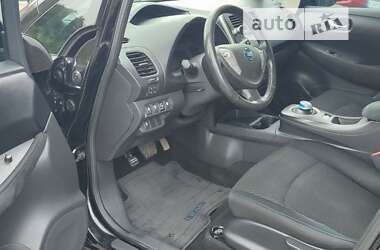 Хэтчбек Nissan Leaf 2014 в 