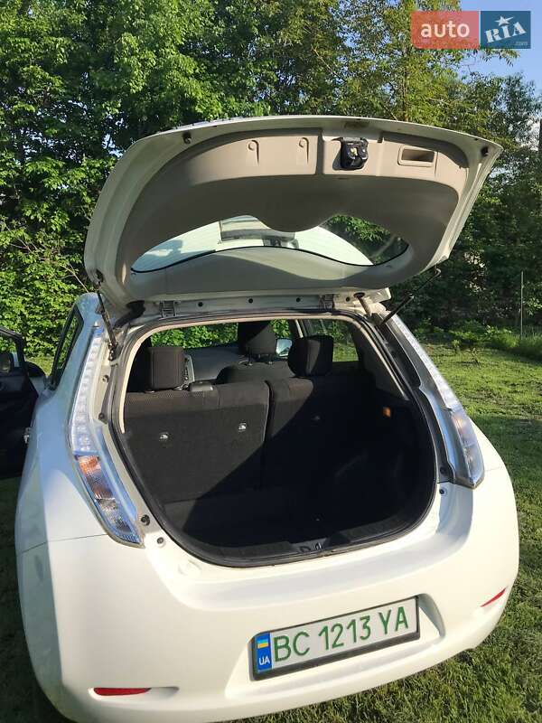 Хетчбек Nissan Leaf 2013 в Львові