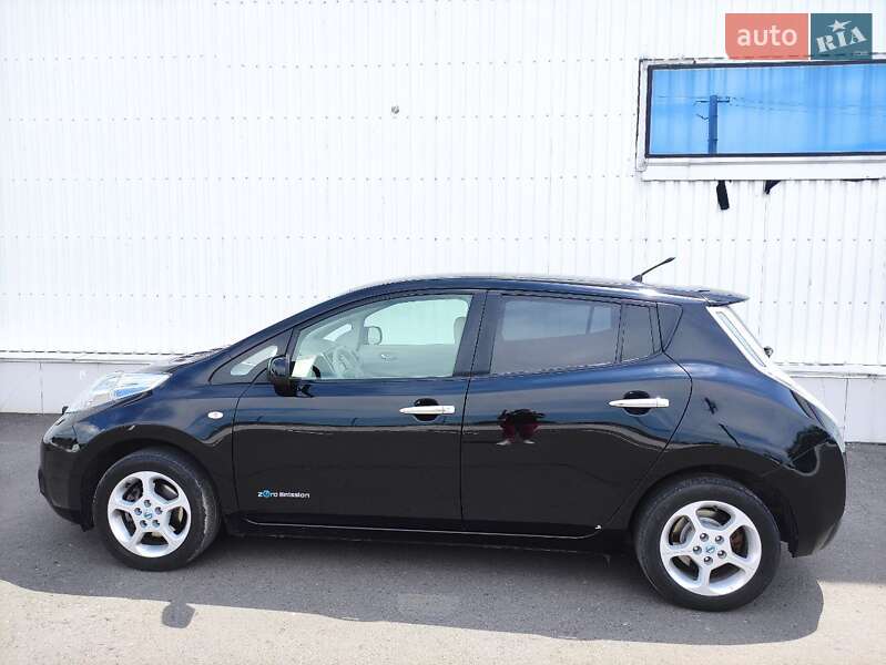 Хэтчбек Nissan Leaf 2012 в Белгороде-Днестровском