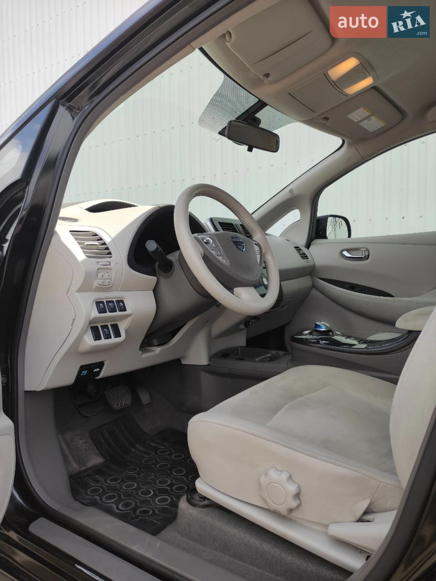 2012 Nissan Leaf - мініатюра 21