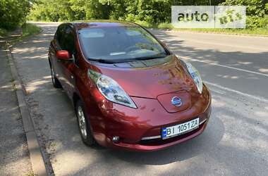 Хетчбек Nissan Leaf 2012 в Полтаві