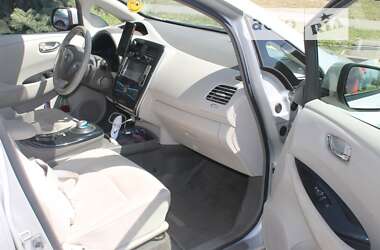 Хэтчбек Nissan Leaf 2011 в Лозовой