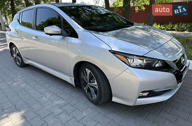 Хетчбек Nissan Leaf 2020 в Ізмаїлі