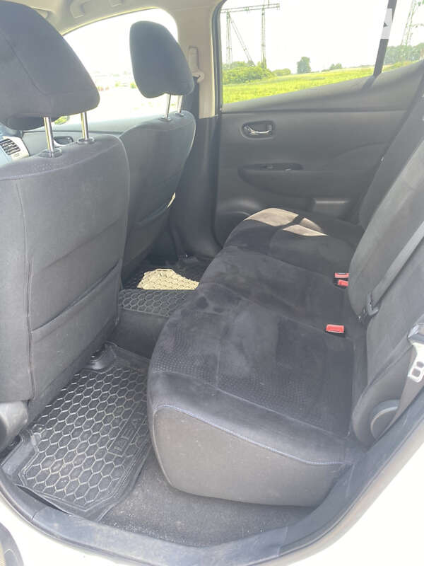 Хэтчбек Nissan Leaf 2016 в Киеве