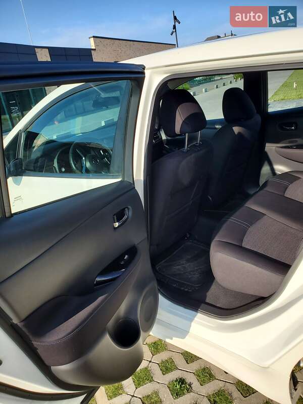 Хэтчбек Nissan Leaf 2019 в Хмельницком