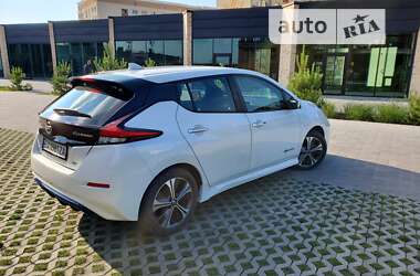 Хэтчбек Nissan Leaf 2019 в Хмельницком