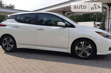 Хетчбек Nissan Leaf 2020 в Києві