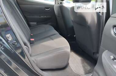 Хэтчбек Nissan Leaf 2014 в 