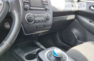 Хэтчбек Nissan Leaf 2014 в 