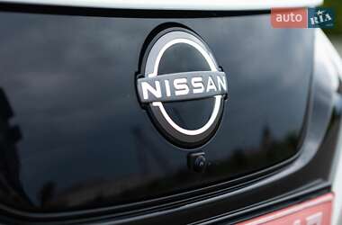 Хэтчбек Nissan Leaf 2020 в 