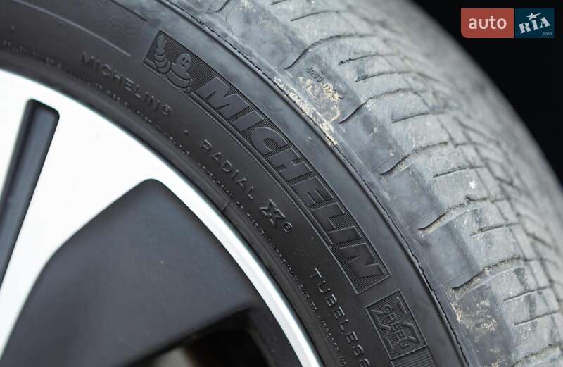 Хэтчбек Nissan Leaf 2020 в Стрые