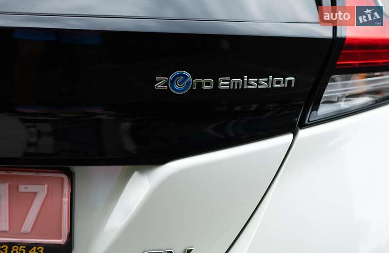 Хэтчбек Nissan Leaf 2020 в Стрые
