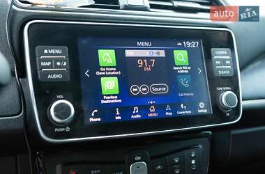 Хэтчбек Nissan Leaf 2020 в 