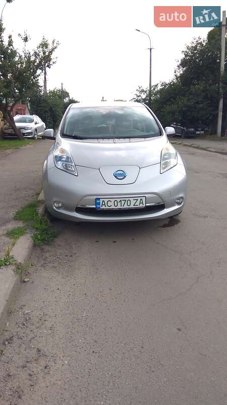 Nissan Leaf 2012
