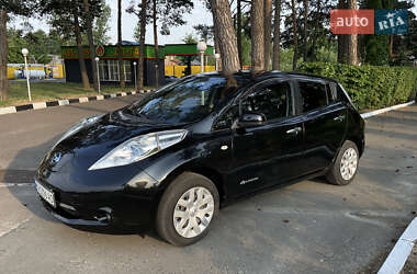 Хетчбек Nissan Leaf 2015 в Житомирі