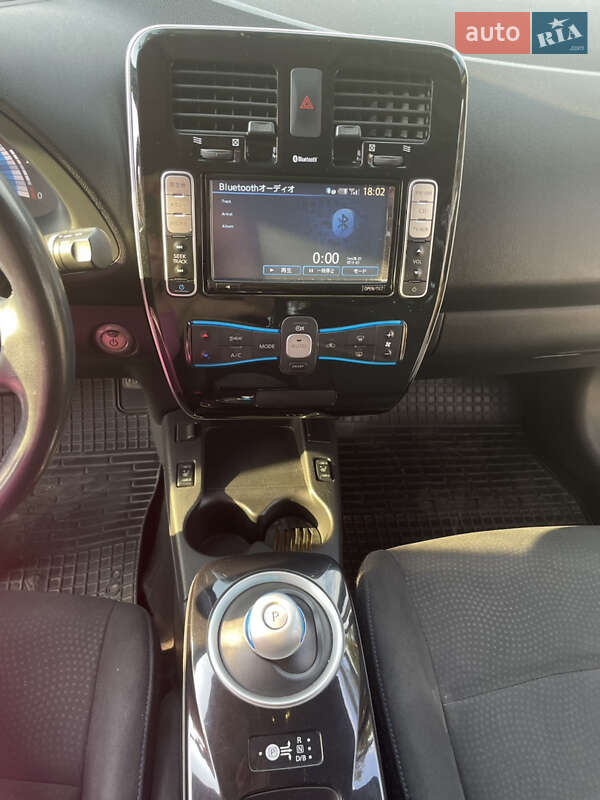Хэтчбек Nissan Leaf 2015 в Житомире фото 23 Хэтчбек Nissan Leaf 2015 в Житомире