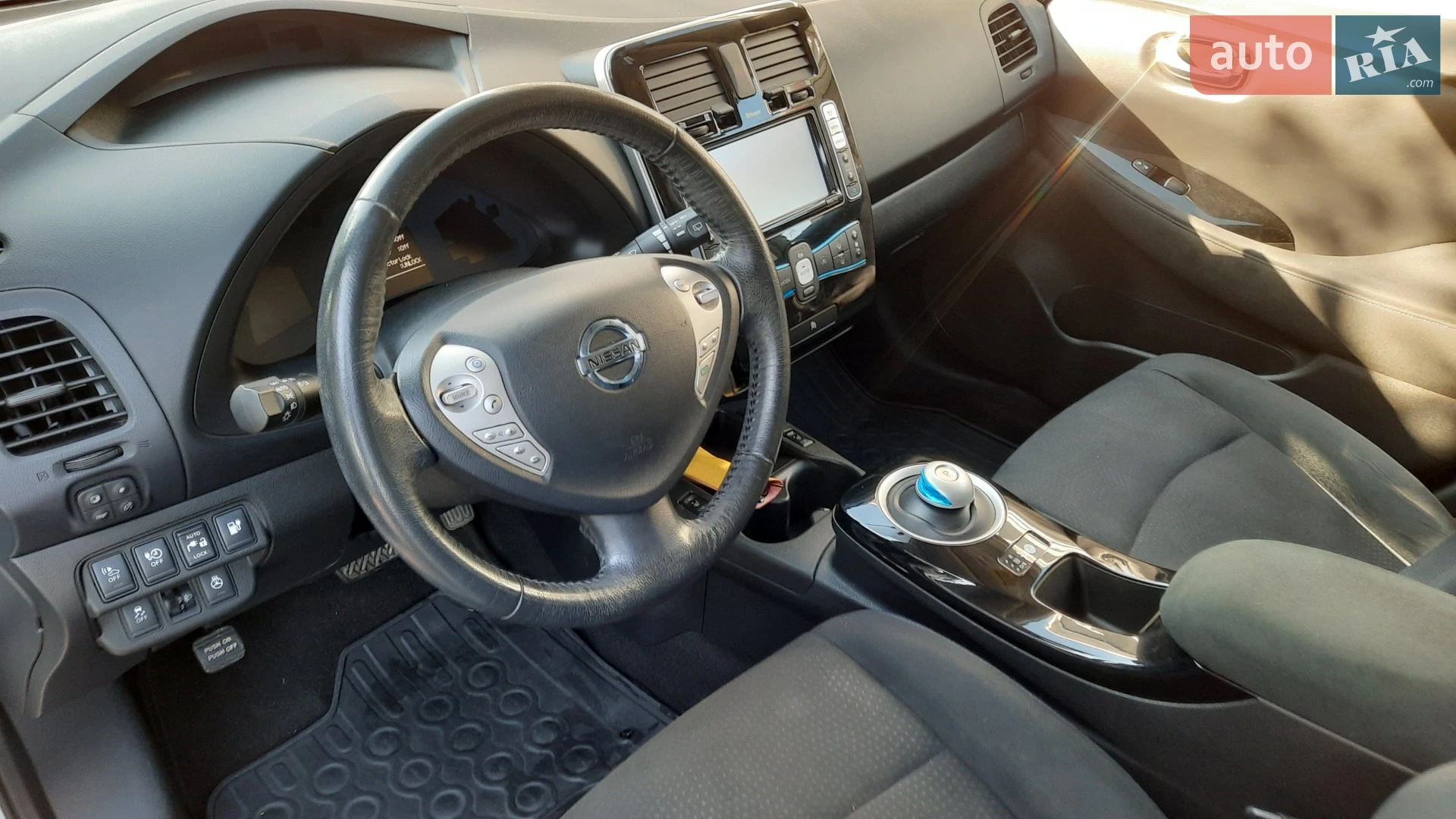 2014 Nissan Leaf - мініатюра 24