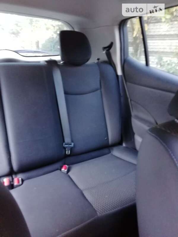 Хэтчбек Nissan Leaf 2015 в Сумах