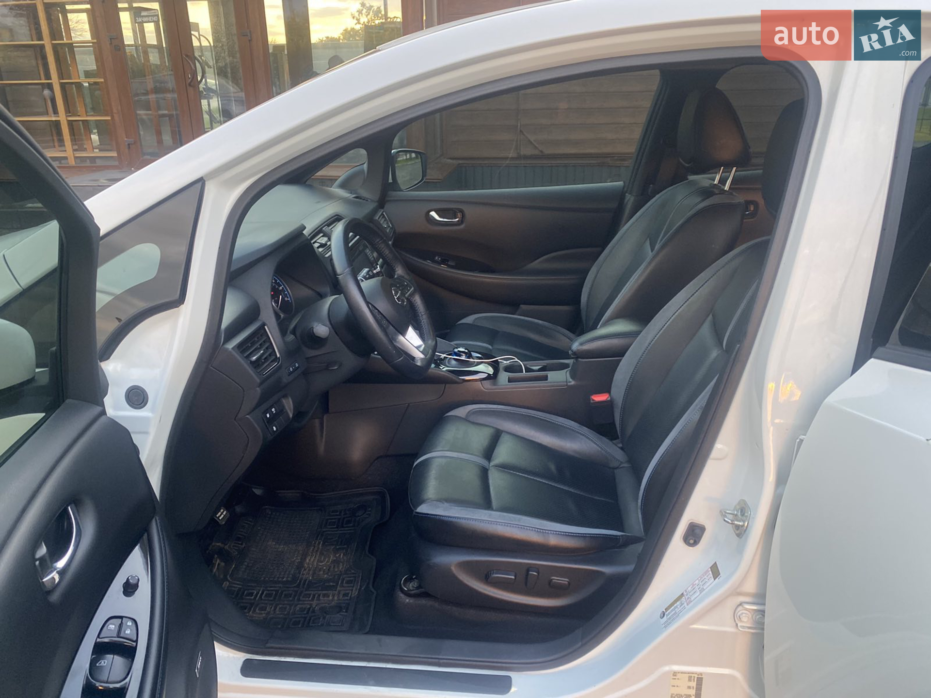 2018 Nissan Leaf - мініатюра 26
