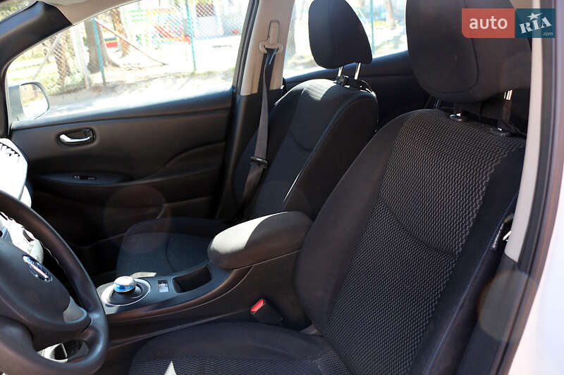 Хэтчбек Nissan Leaf 2014 в Львове фото 17 Хэтчбек Nissan Leaf 2014 в Львове