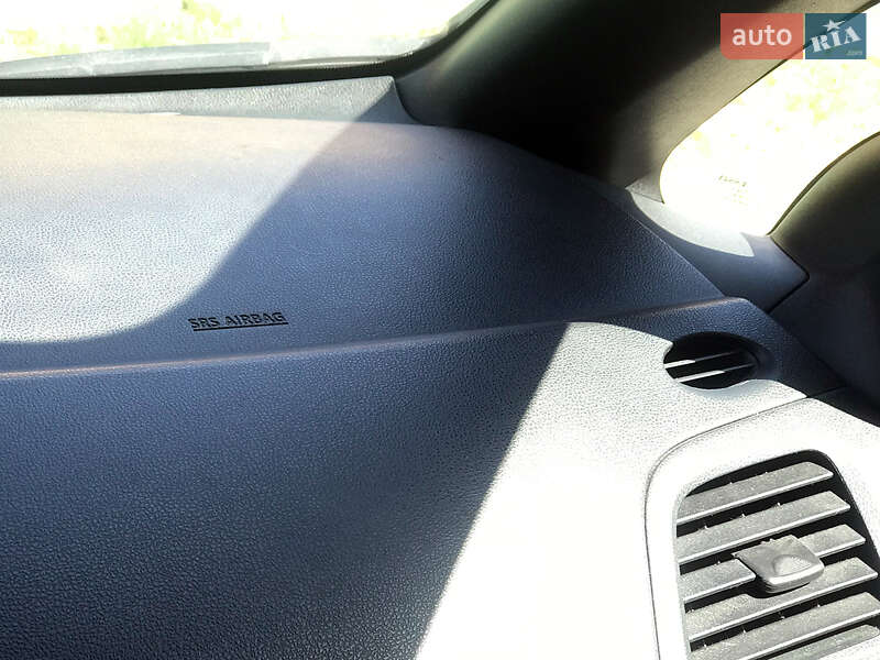 Хэтчбек Nissan Leaf 2014 в Львове фото 20 Хэтчбек Nissan Leaf 2014 в Львове