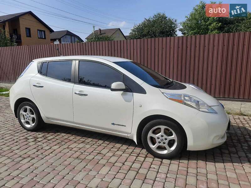 Nissan Leaf 2014