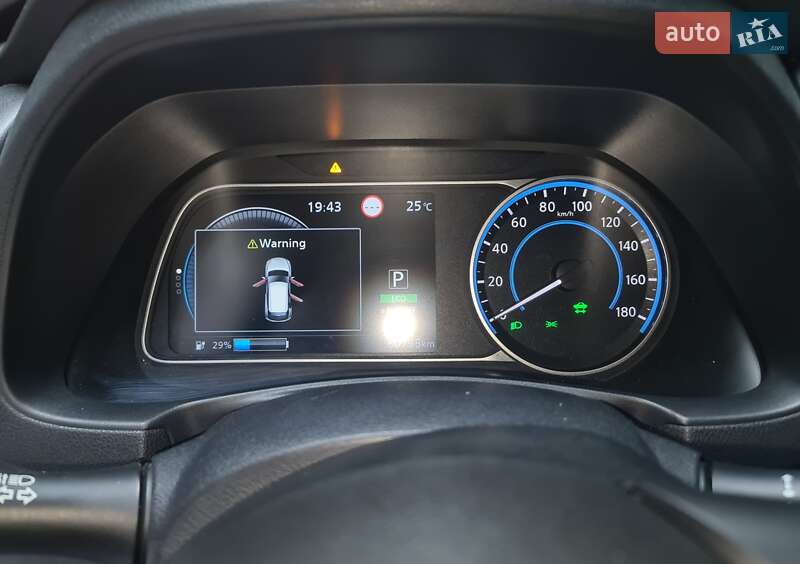 Хетчбек Nissan Leaf 2018 в Львові фото 5 Хетчбек Nissan Leaf 2018 в Львові