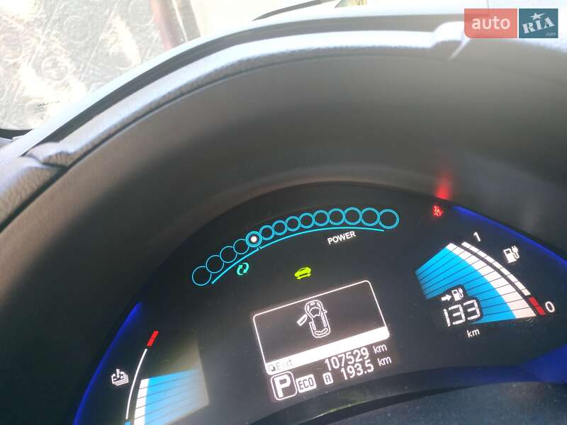 Хетчбек Nissan Leaf 2013 в Житомирі