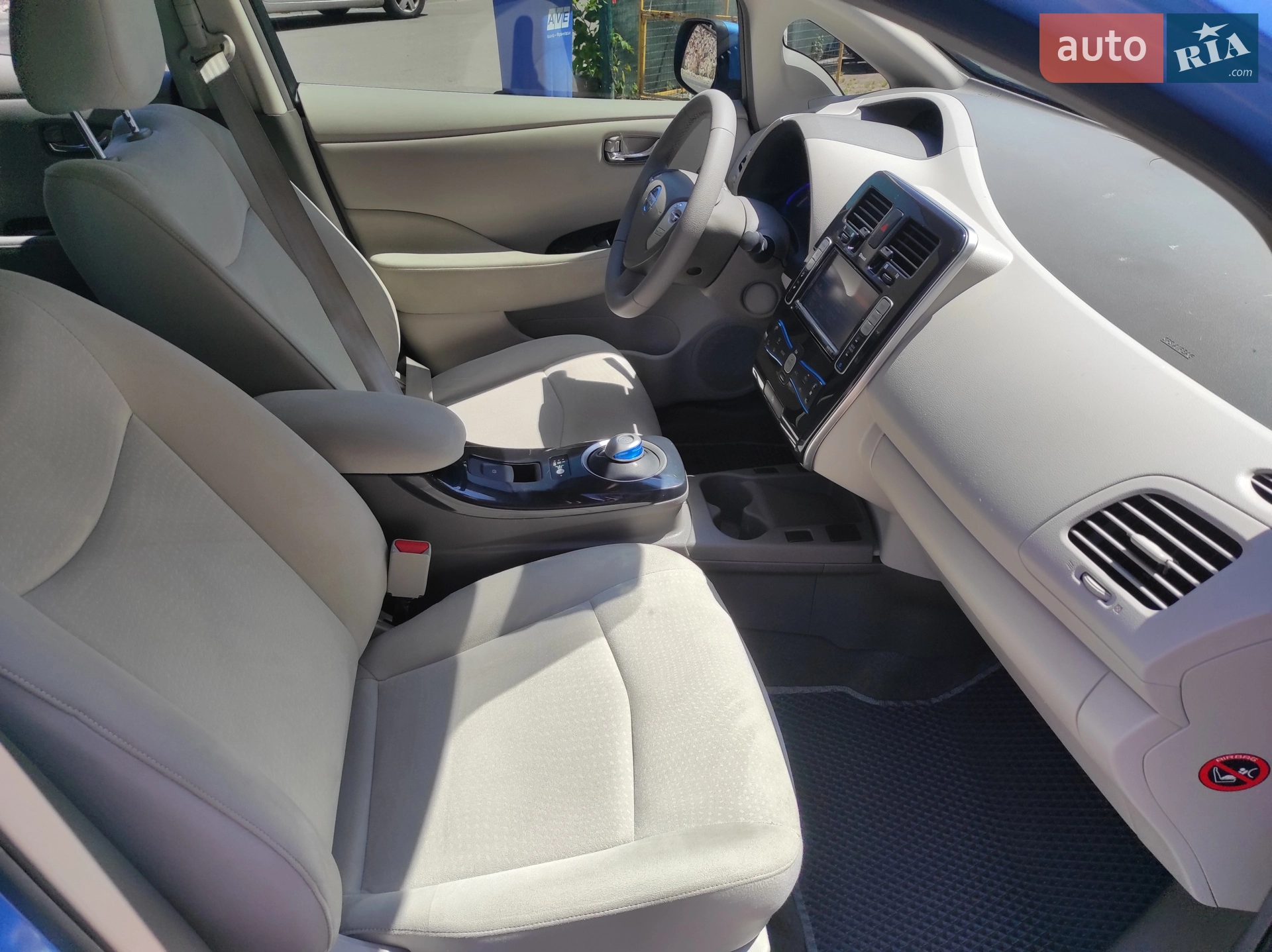 2011 Nissan Leaf - мініатюра 5