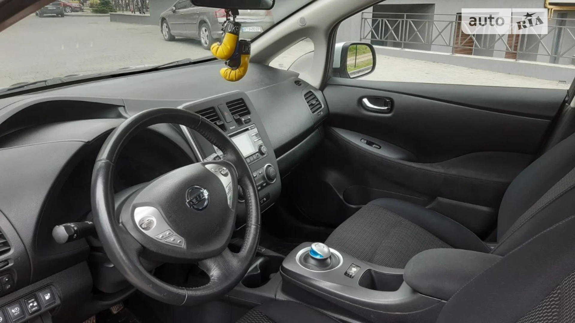 2015 Nissan Leaf - мініатюра 12