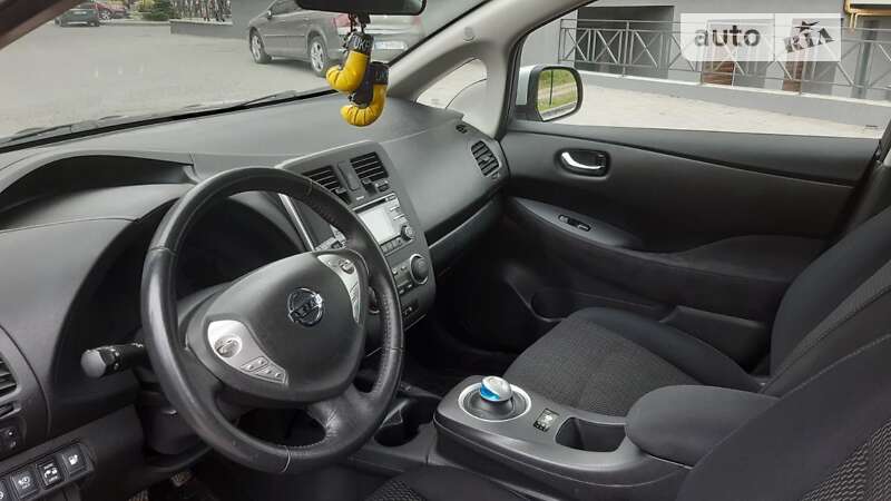 Хетчбек Nissan Leaf 2015 в Івано-Франківську фото 12 Хетчбек Nissan Leaf 2015 в Івано-Франківську